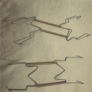 2 gold Wall Decor plate hangers